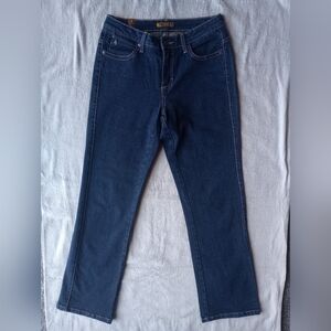 Wrangler Aura Instantly Slimming Straight Leg Jeans – Dark Wash